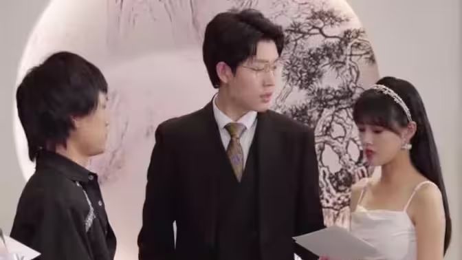 电影：霍总，你别婚了头