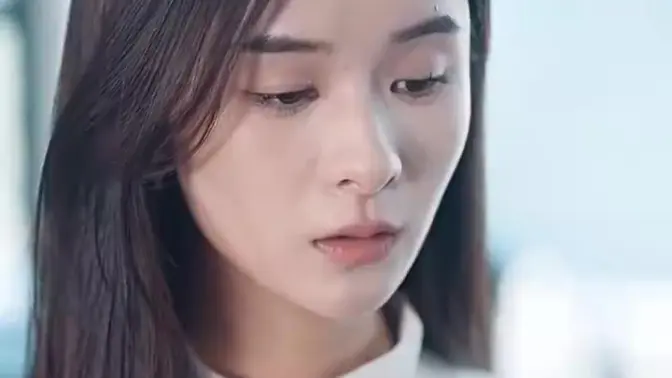 电影:退婚后被大佬惯坏了