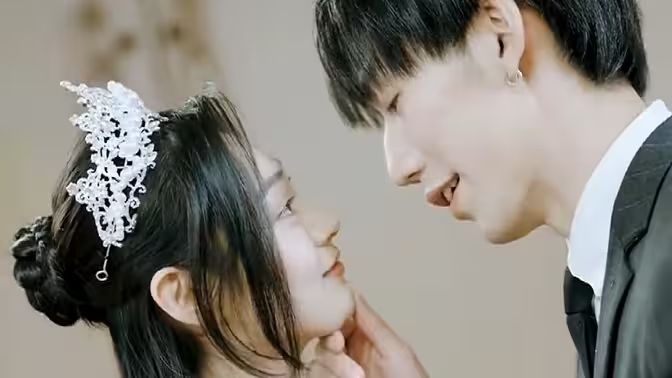 电影:替嫁缠婚大佬送上门