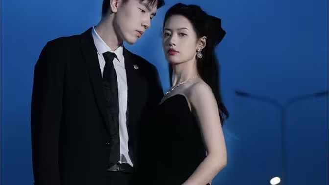 电影：蓄谋已久，年下弟弟诱成欢