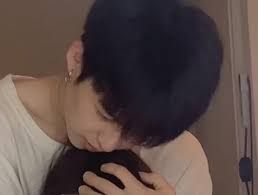 电影:奶狗弟弟很能打